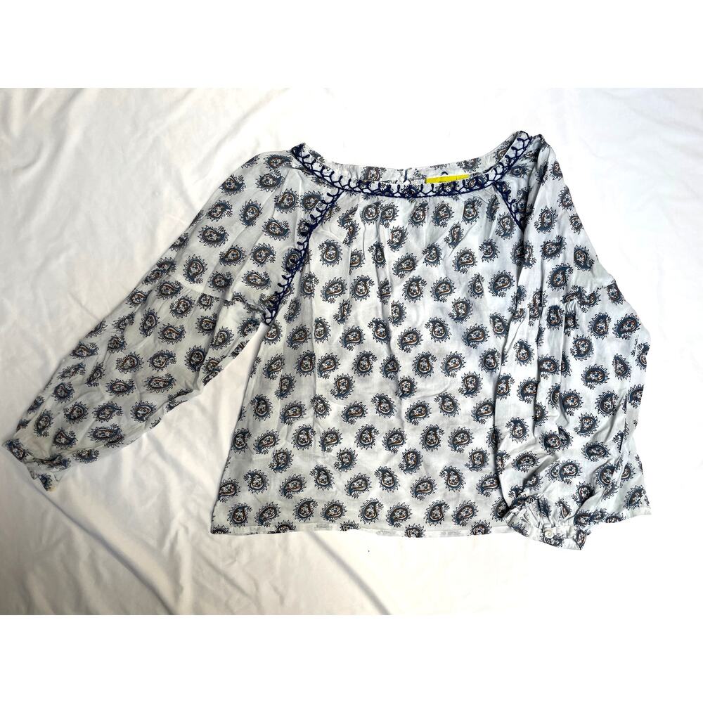 Roller Rabbit Bennet Dinna Top, Boho Peasant Blouse, Light Blue Paisley, M